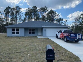 Building Photo - 6288 SW 151 Ln
