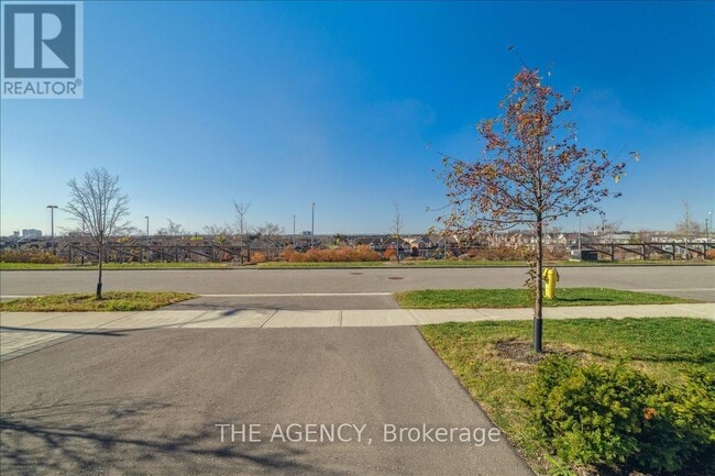 Building Photo - 84 Salterton Cir