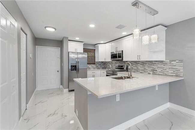 Building Photo - 11477 NW 39th Ct