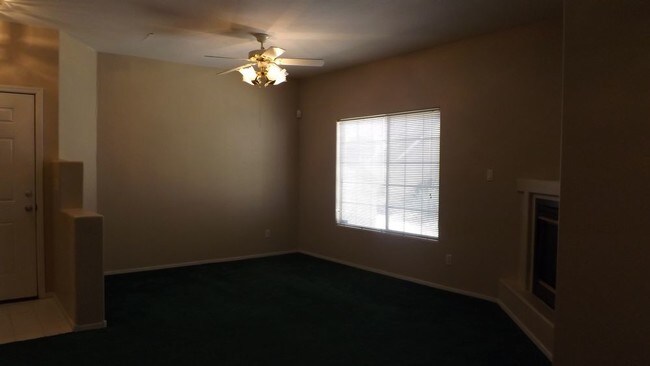 Building Photo - 6813 Squaw Mountain Dr