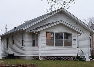 Primary Photo - 2 bedroom house