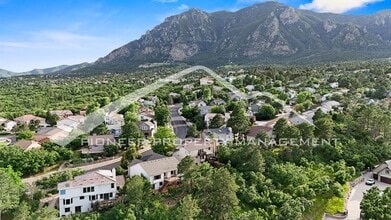 Building Photo - 5020 Broadmoor Bluffs Dr