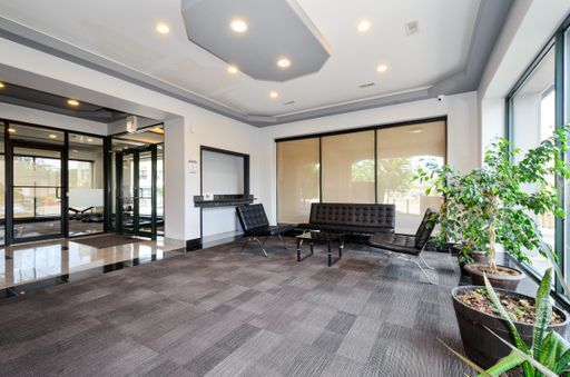 Foto del edificio - 2451 W Howard St
