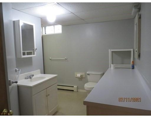Building Photo - 1 bedroom in Dartmouth MA 02747