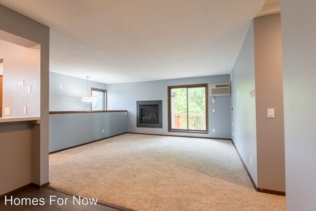 Building Photo - 1 br, 1 bath House - 2059 Parkside Drive
