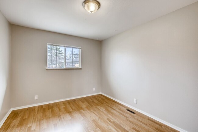 Building Photo - Recently Remodeled 4 bedroom, 2 bath Ranch...