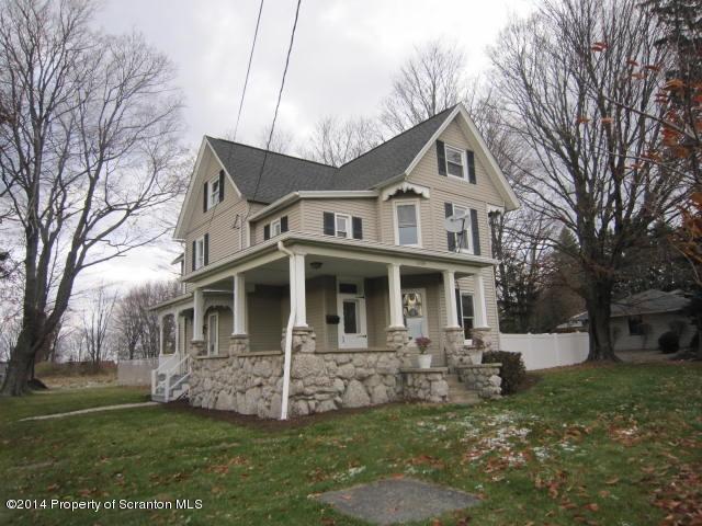 Building Photo - 1108 W Grove St