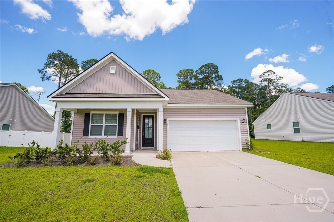 Foto principal - 94 Woodford Reserve Dr