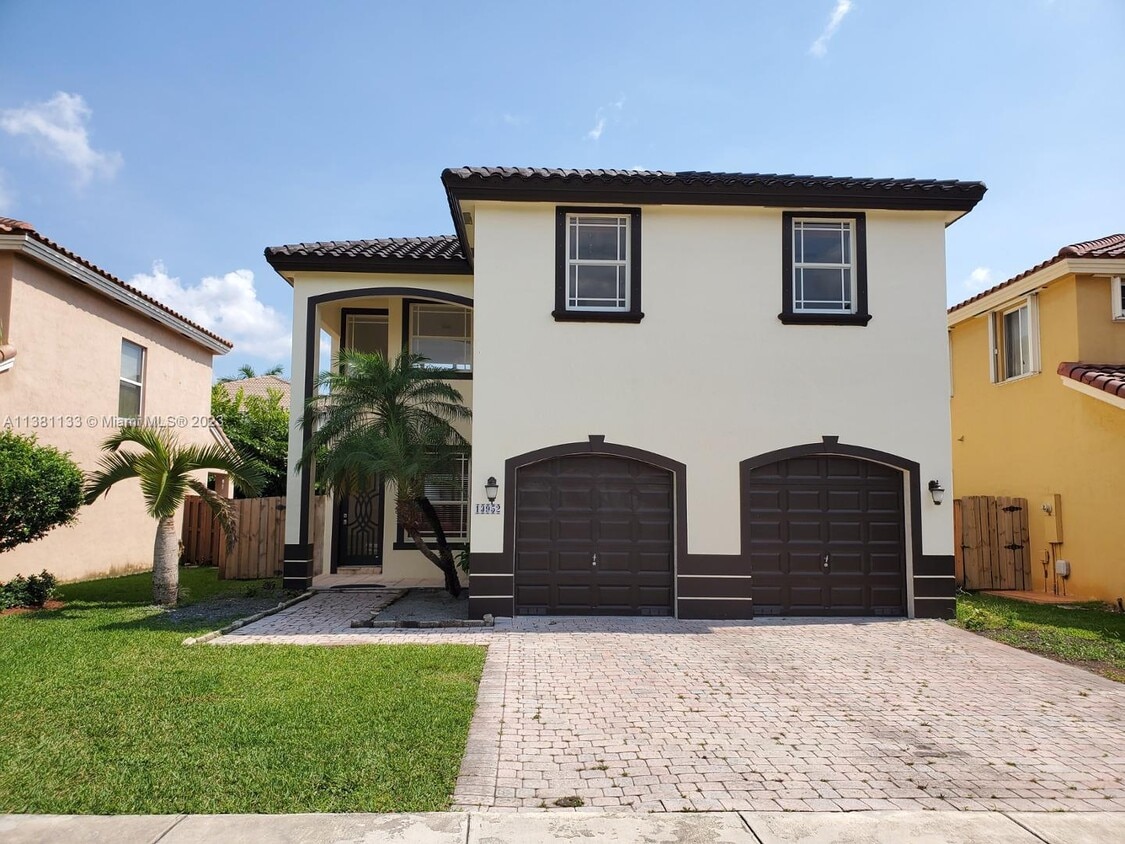 Primary Photo - 13952 SW 153rd Pl