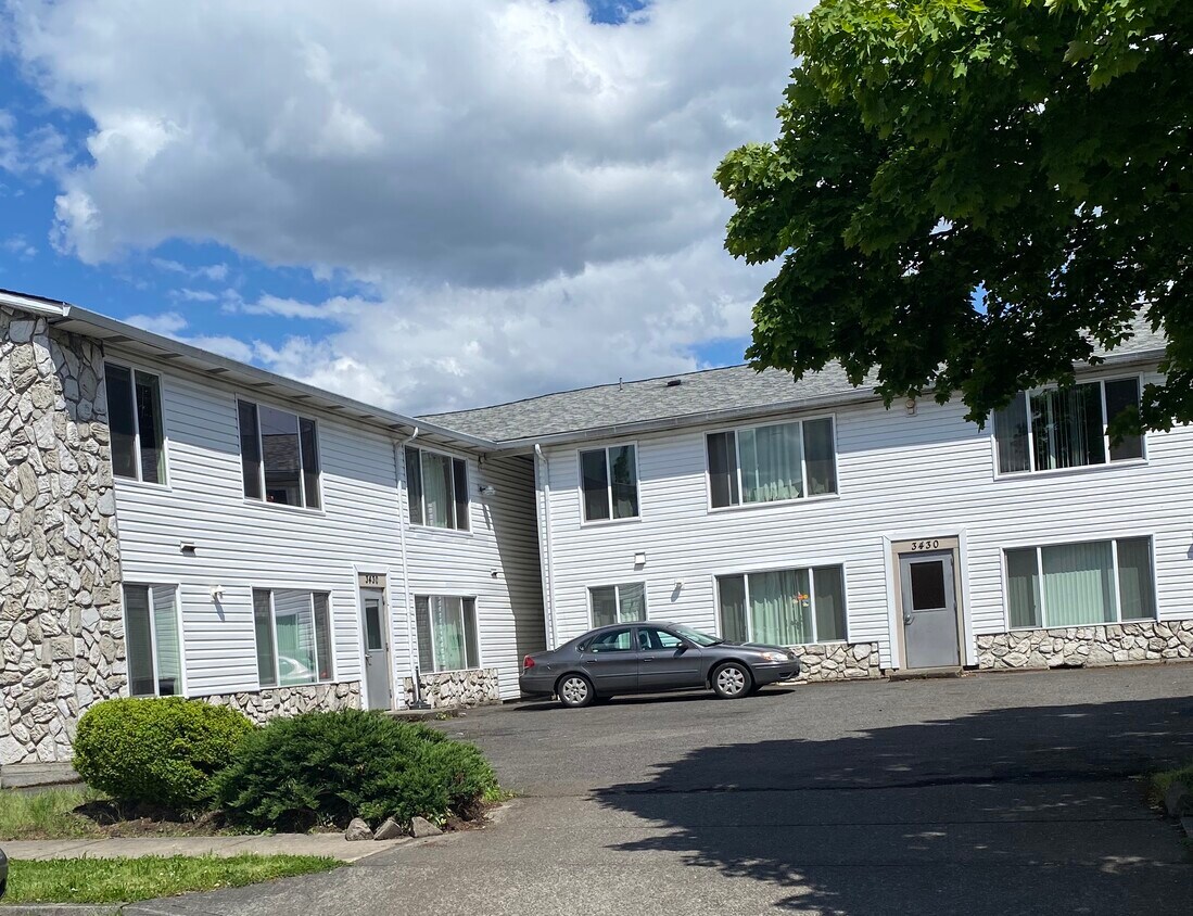 Foto principal - 3430 SE 68th Ave