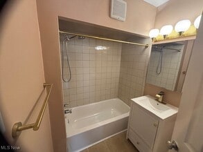 Building Photo - 4735 W 125th St
