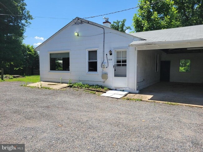 Building Photo - 789 Annapolis Rd