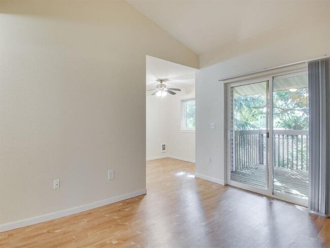 Cascade Woods Apartments, Aloha OR, Sliding Door - Cascade Woods Apartments