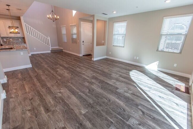 Building Photo - 3855 S McQueen Rd