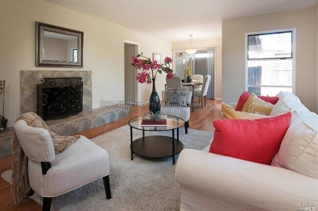 Foto del edificio - 436 Via Herbosa