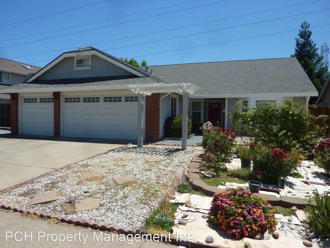 Primary Photo - 3 br, 2 bath House - 155 Livermore Way