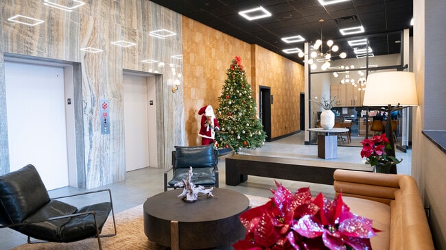 Lobby - Caldwell Village