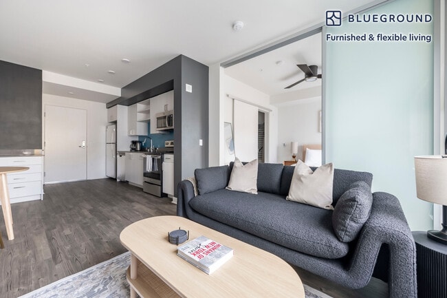 Building Photo - 15301 NE Turing St