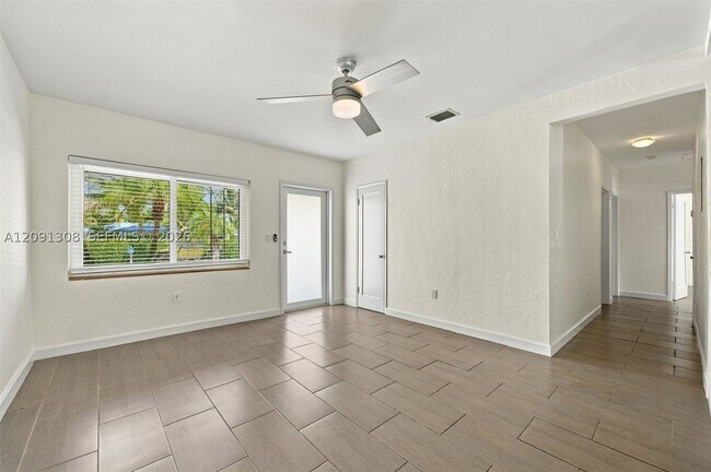 Foto del edificio - 7120 SW 58th St