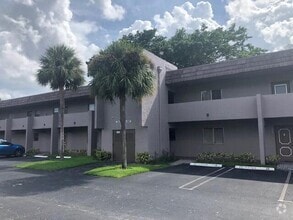 Building Photo - 2828 Casita Way
