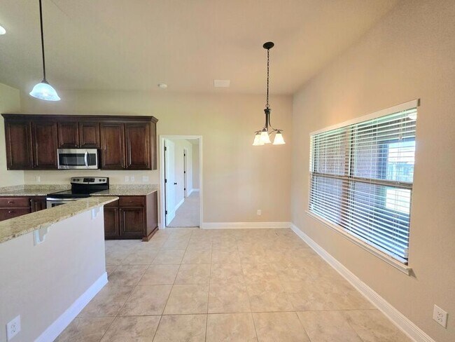 Foto del edificio - 6159 Winchester Cir