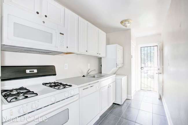 Foto del edificio - 928 19th St NE