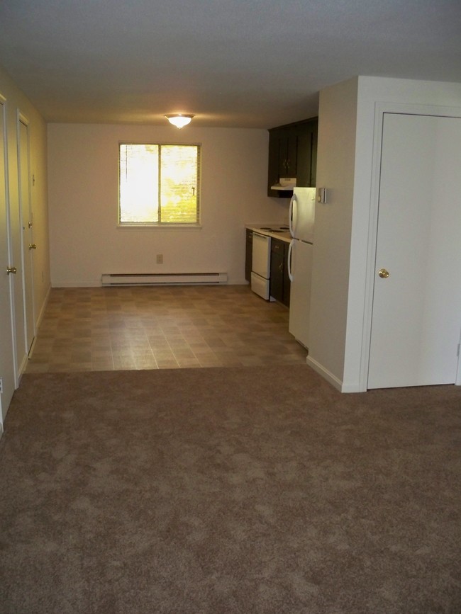 Building Photo - Baymar Apartments