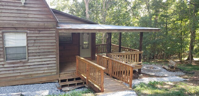 Photo - 1136 Pink Mountain Blvd House