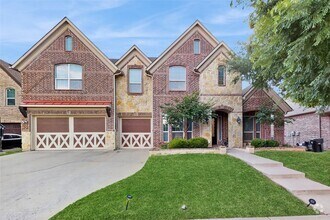 Building Photo - 6073 Kerry Dr