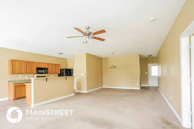 Building Photo - 11550 Long Lake Dr.