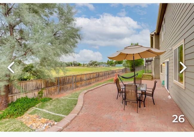 Building Photo - 410 S 36th Ave