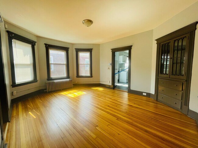 Foto del edificio - 808-810 Capitol Avenue, Floor
