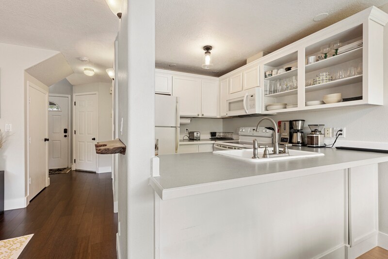 Foto principal - 8945 N Calvert Ave