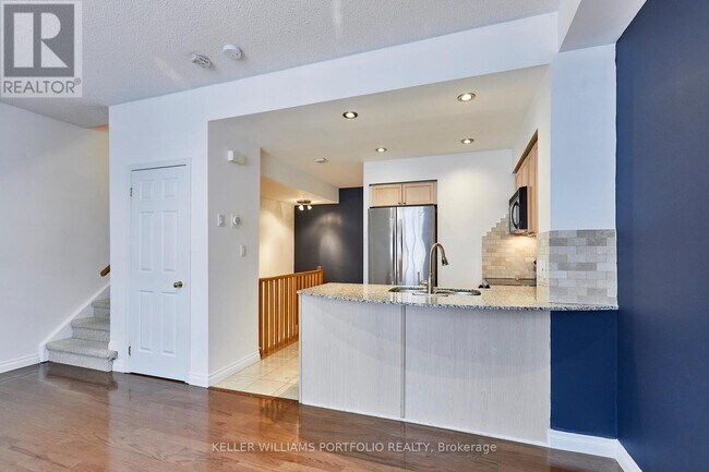 Photo du bâtiment - 32 Stadium Rd