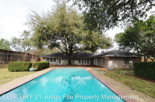 Building Photo - 3 br, 2 bath House - 6838 Lupton Drive