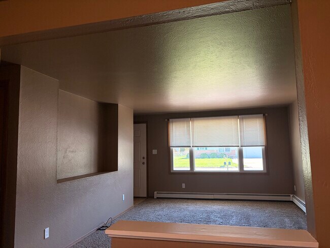 Foto del edificio - 2074 Marlee Ln