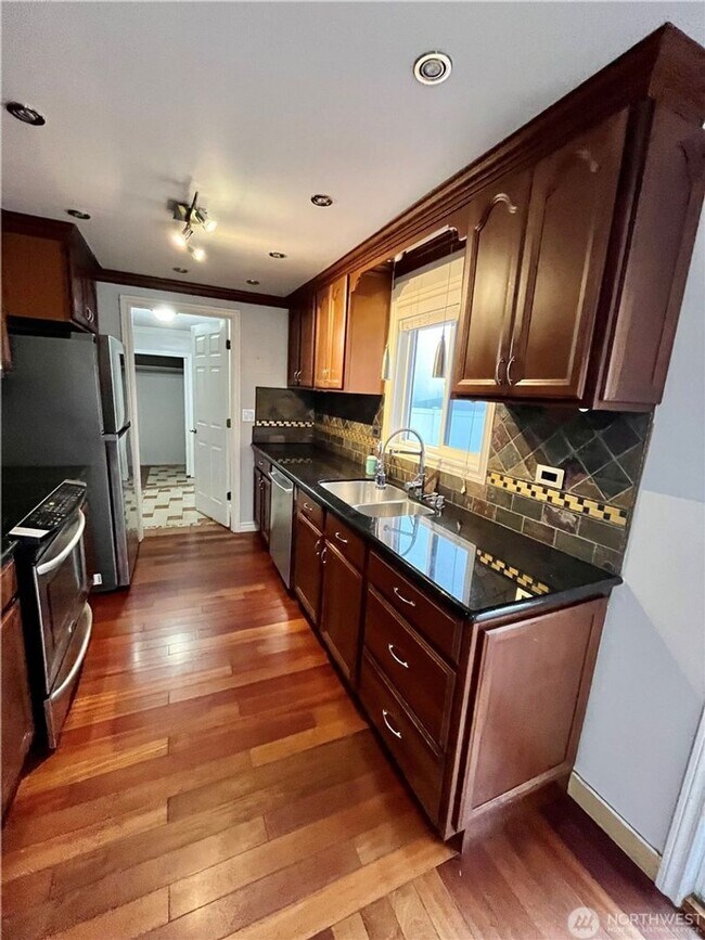 Foto del edificio - 4bd/1.75ba Renton Home
