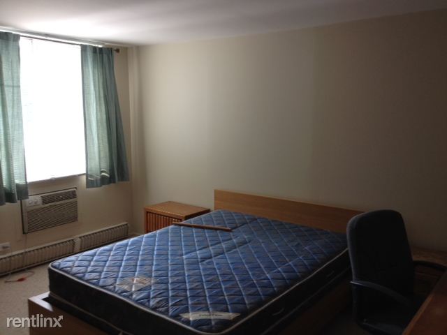 Building Photo - 1050 Wall St