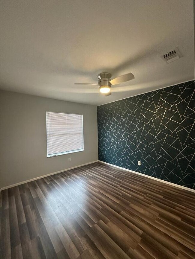 Foto del edificio - 1145 John Ridge Ct