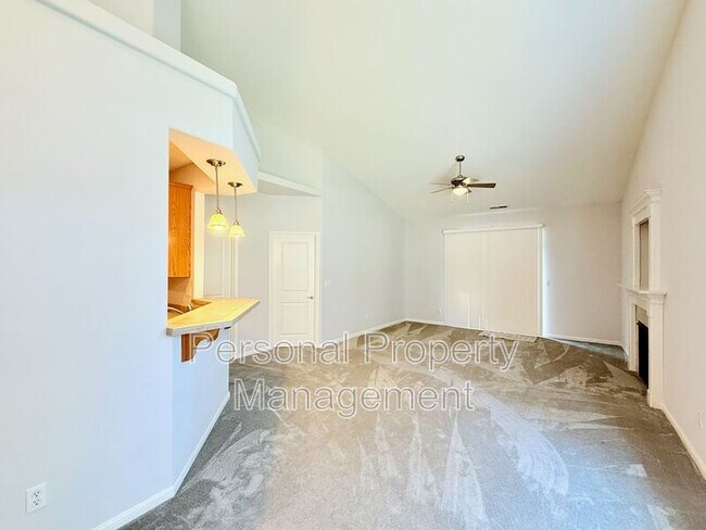 Foto del edificio - 8019 NE 22nd St
