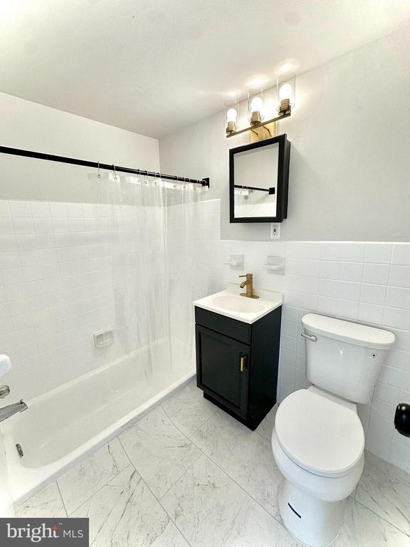 Foto del edificio - 3408 Rhawn St