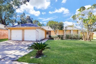 Building Photo - 19739 Redroot Dr