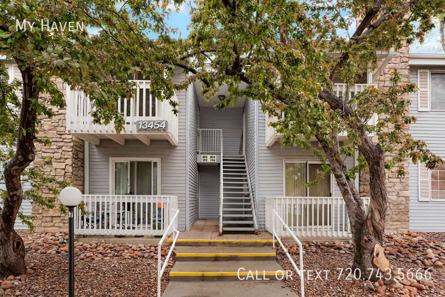 Primary Photo - 13454 E Jewell Ave