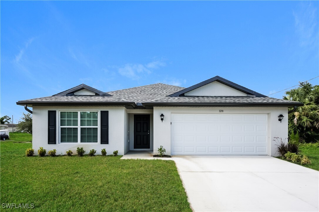 Foto principal - 1218 Beaver St E