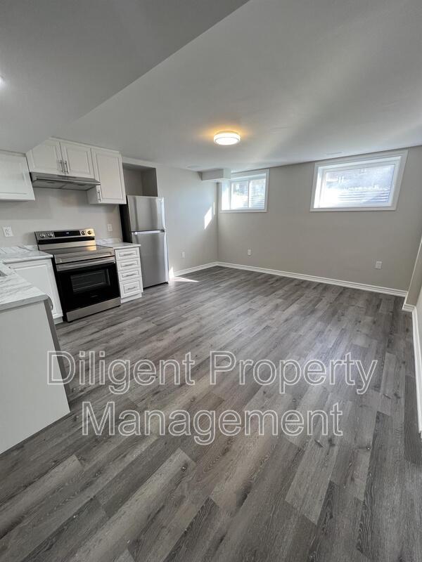 Building Photo - 80 Woolacott Ln