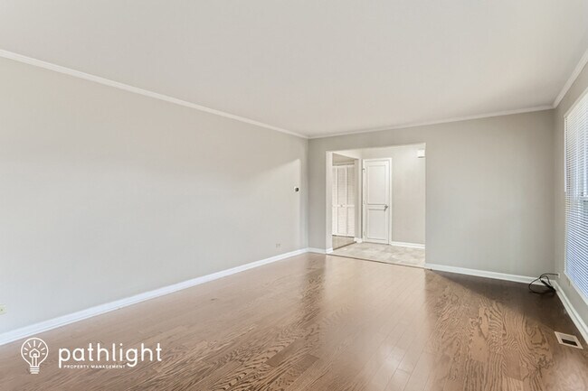 Building Photo - 155 Ramblewood Lane