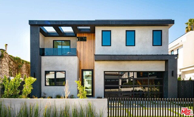 Foto principal - 537 N Alta Vista Blvd