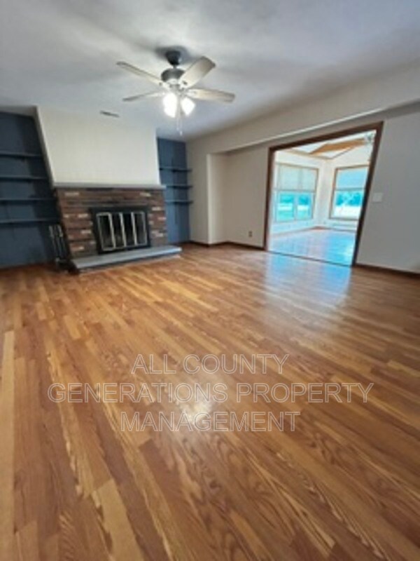Foto del edificio - 2281 Weymouth Rd