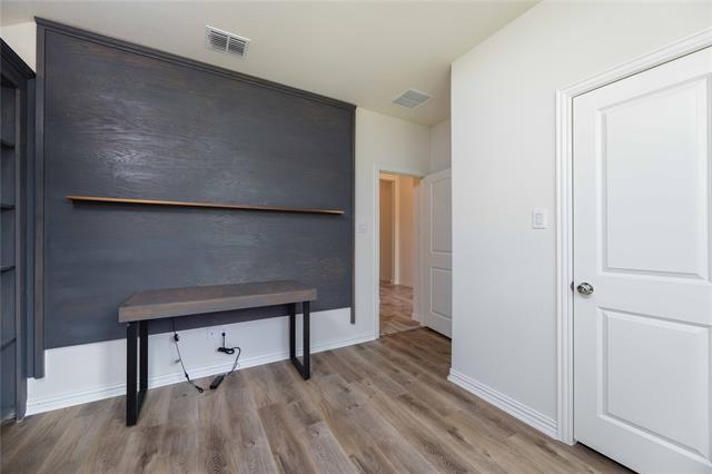 Foto del edificio - 10038 Boswell Dr