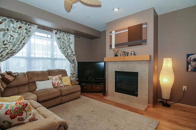 Building Photo - 8264 Starr Grass Dr